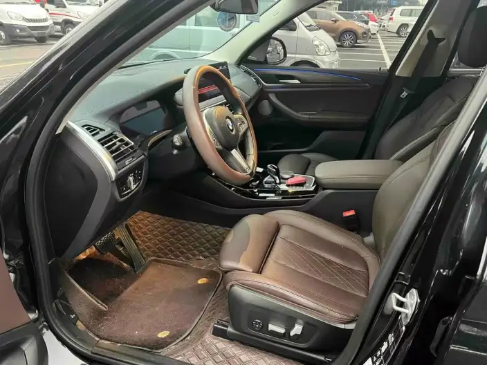 BMW X3 2023 Model xDrive30i Exclusive Model M Night Set – фото 9