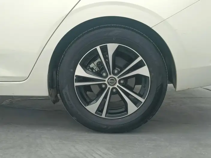 Nissan Sylphy 2022 Model 1.6L XL CVT Yuexiang Edition – фото 9