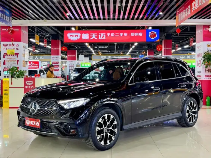 Mercedes-Benz GLC 2024 Model Facelift GLC 260 L 4MATIC Luxury Model 5 seat – фото 1