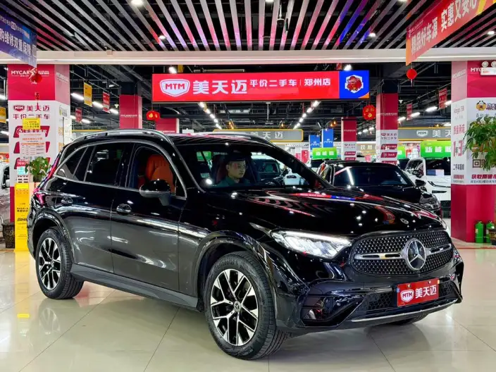 Mercedes-Benz GLC 2024 Model Facelift GLC 260 L 4MATIC Luxury Model 5 seat – фото 3