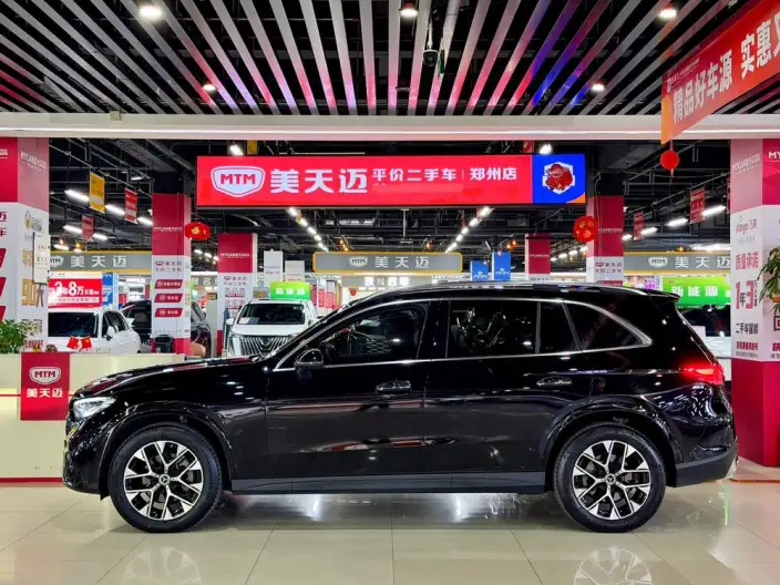 Mercedes-Benz GLC 2024 Model Facelift GLC 260 L 4MATIC Luxury Model 5 seat – фото 4