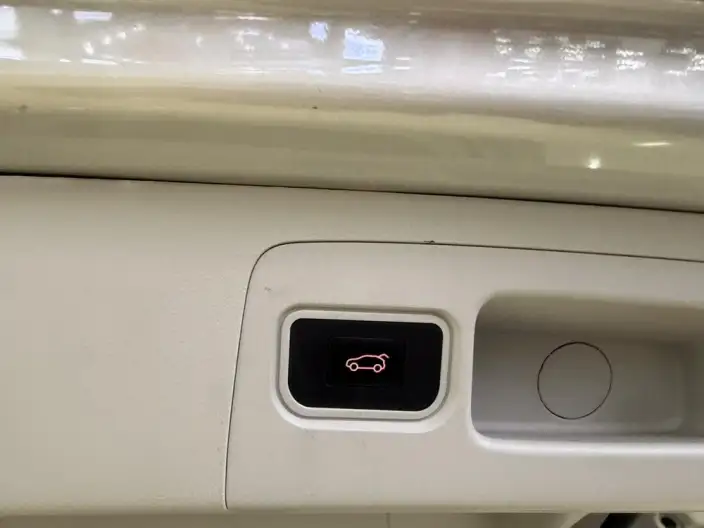 Buick GL8 2022 Model ES Luzun 653T Comfort Model – фото 7
