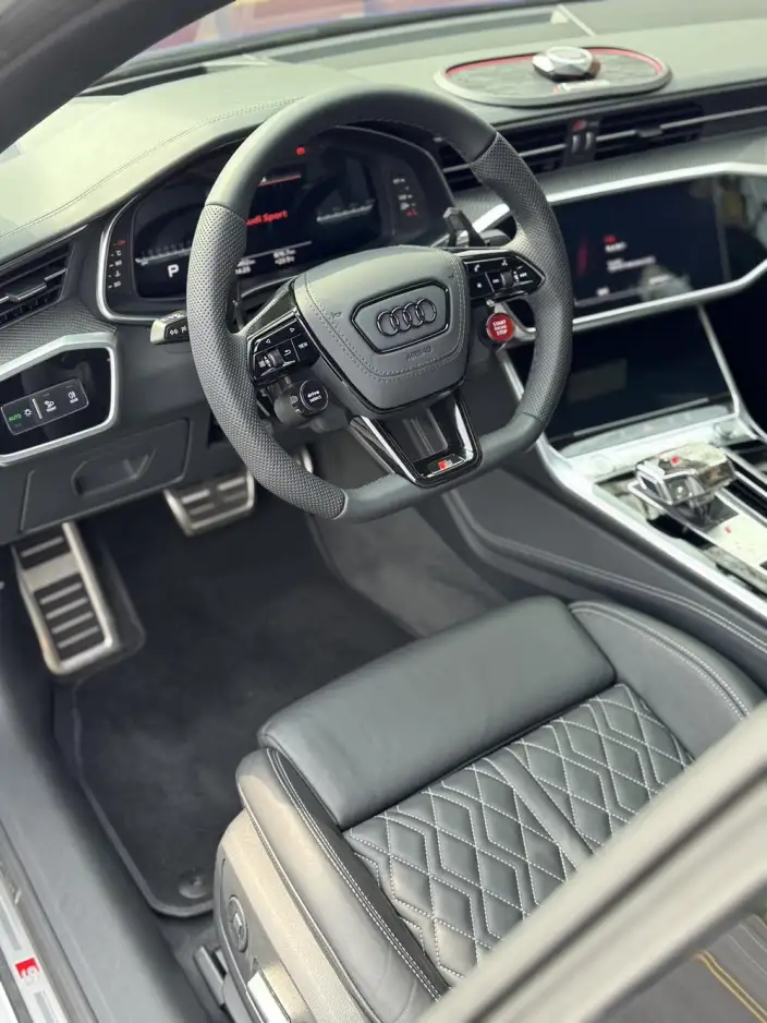 Audi A7 2023 Model 55 TFSI quattro Exclusive Model – фото 10
