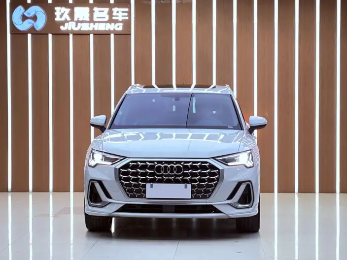 AUDI Q3 2024 Model 35 TFSI Fashion Dynamic Model – фото 2