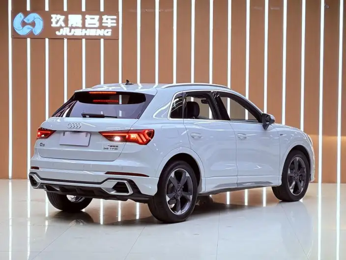 AUDI Q3 2024 Model 35 TFSI Fashion Dynamic Model – фото 6