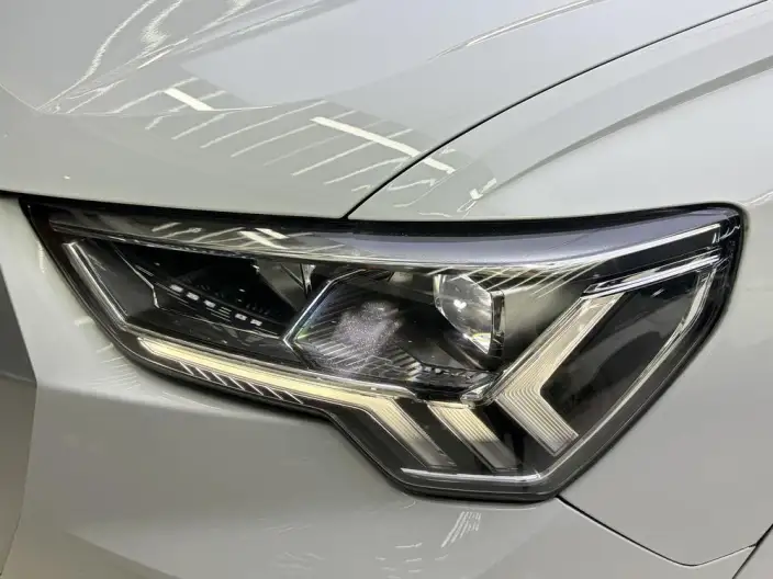 AUDI Q3 2024 Model 35 TFSI Fashion Dynamic Model – фото 8
