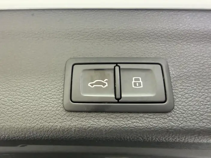 AUDI Q3 2024 Model 35 TFSI Fashion Dynamic Model – фото 9