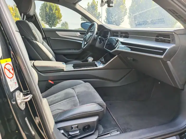 Audi A6L 2024 Model 40 TFSI Luxury Dynamic Model – фото 10
