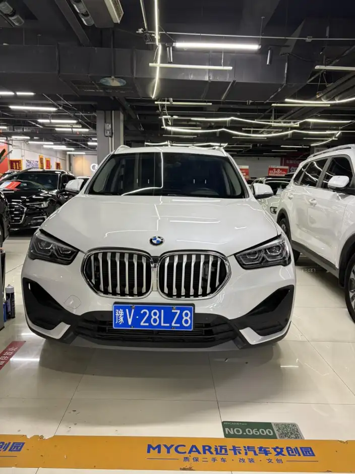 BMW X1 2022 Model sDrive25Li Leading Model – фото 2