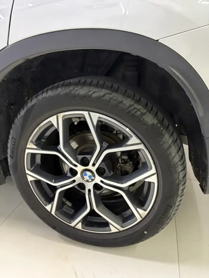BMW X1 2022 Model sDrive25Li Leading Model – фото 8