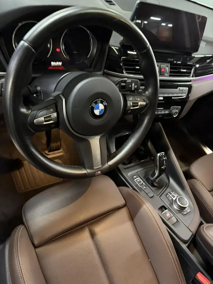 BMW X1 2022 Model sDrive25Li Leading Model – фото 10