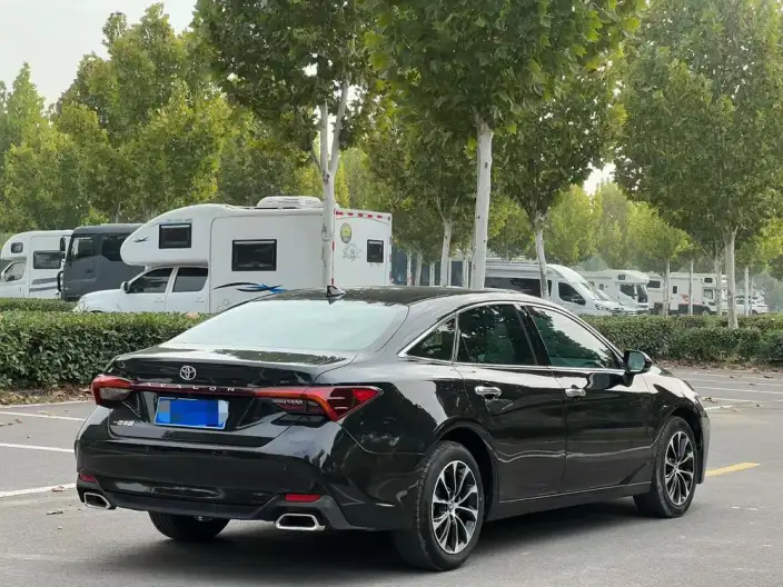 Toyota Avalon 2023 Model 2.0L CVT Deluxe Edition – фото 6