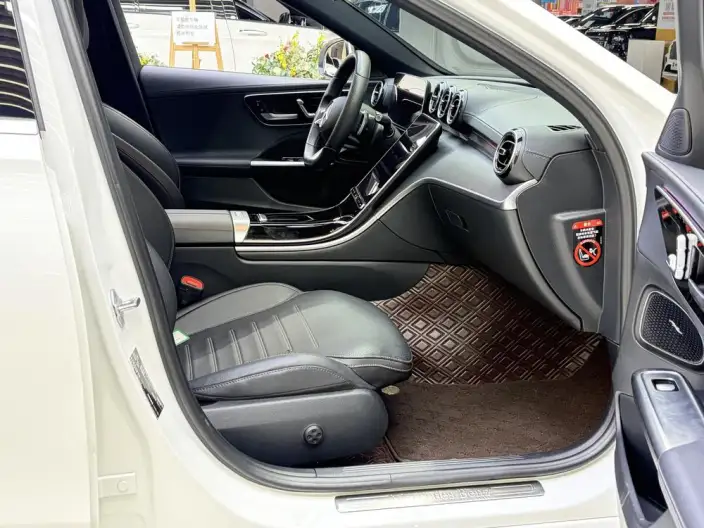 Mercedes-Benz C-Class 2022 Model C 200 L Sports Edition – фото 9