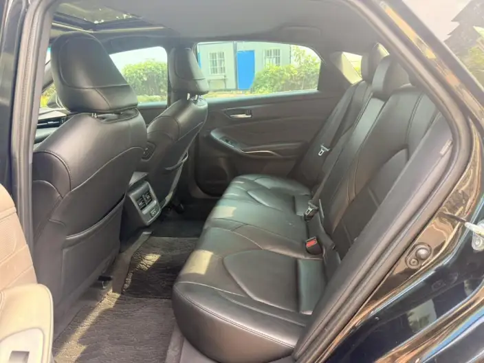 Toyota Avalon 2023 Model 2.0L CVT Deluxe Edition – фото 9
