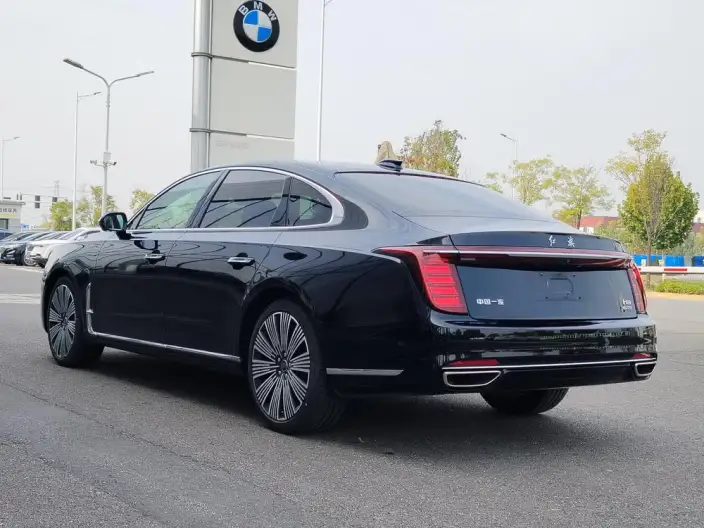HONGQI H9 2025 Model 2.0T Flag Enjoy Luxury Business Edition
