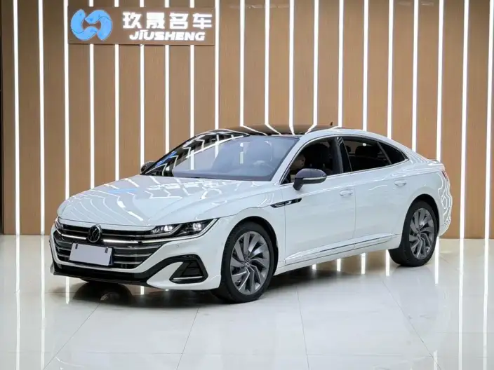 Volkswagen CC 2023 Model 380TSI Eye-catching version – фото 1