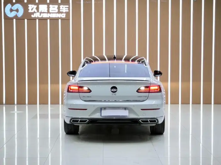 Volkswagen CC 2023 Model 380TSI Eye-catching version – фото 5