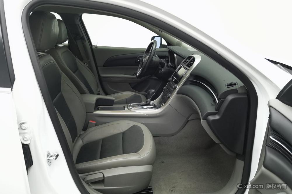 Chevrolet Malibu 2014 2.0L Auto Luxury – фото 12