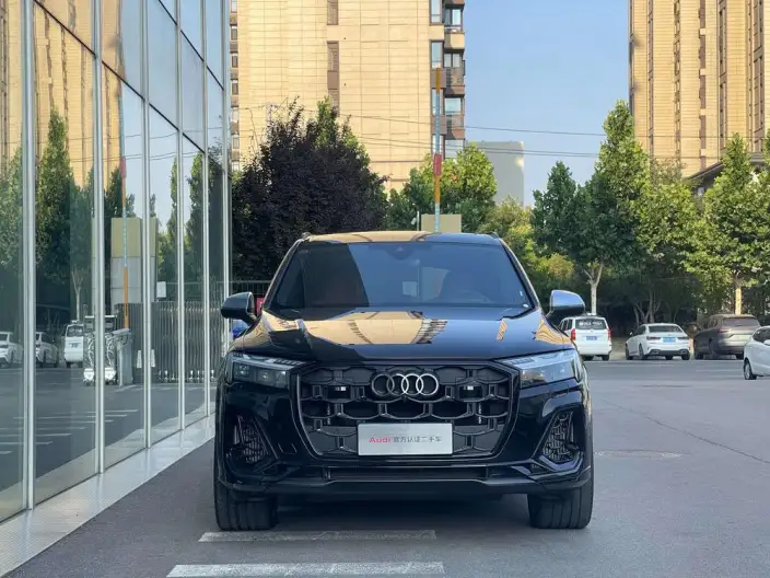 AUDI SQ7 2024 Model 4.0 TFSI – фото 2