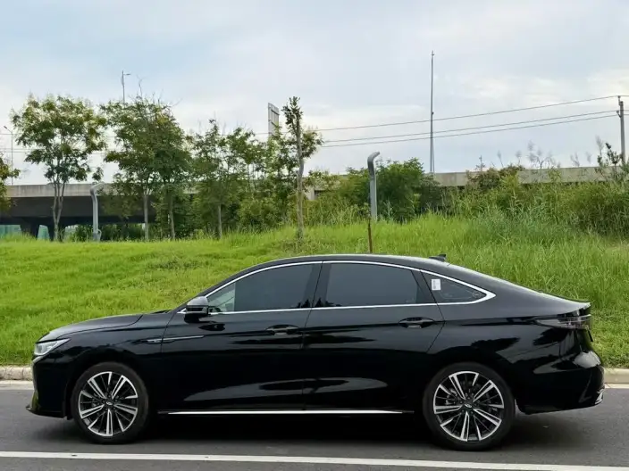 Arrizo 8 PRO 2025 Model 1.6T DCT Luxury Model