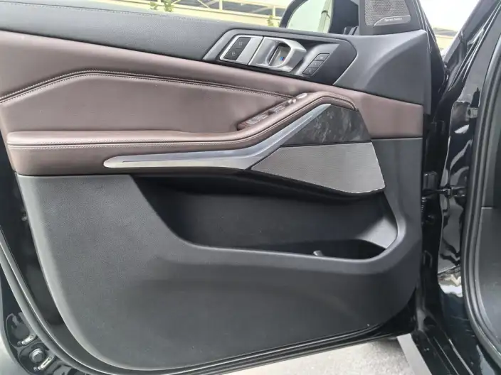 BMW X5 2022 Model Facelift xDrive 30Li Exclusive Model M Sports Set – фото 7