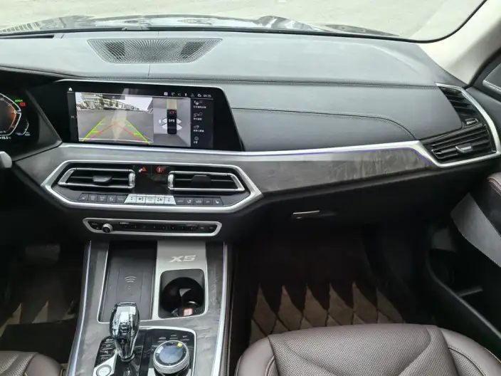 BMW X5 2022 Model Facelift xDrive 30Li Exclusive Model M Sports Set – фото 9