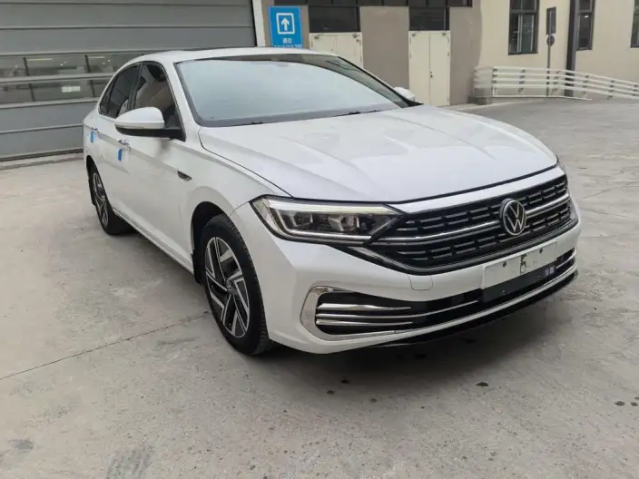 Volkswagen Sagitar 2023 Model 280TSI DSG Beyond Edition – фото 3