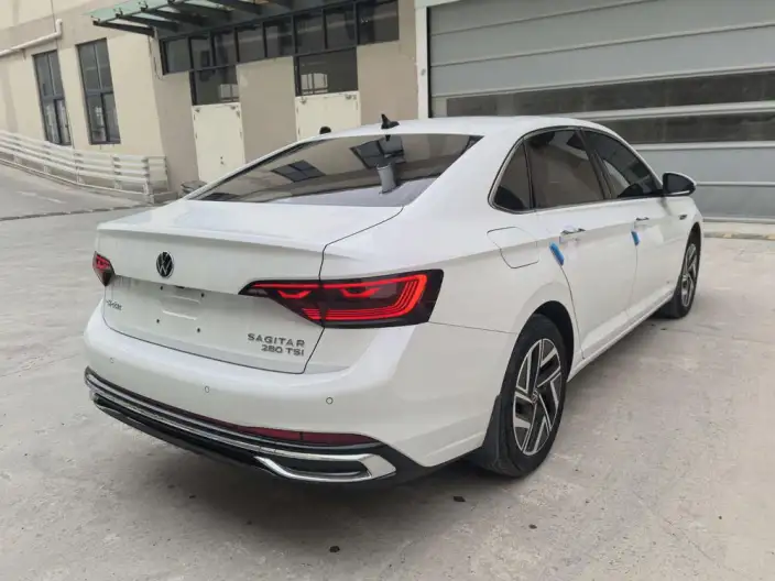 Volkswagen Sagitar 2023 Model 280TSI DSG Beyond Edition – фото 6