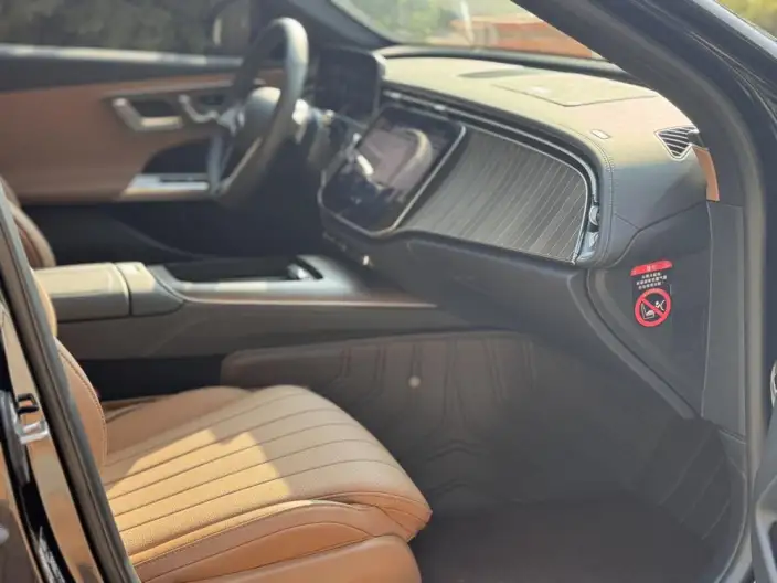 Mercedes-Benz E-Class 2024 Model Facelift E 300 L Fashion Model sedan – фото 9