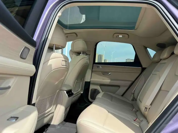 Aito M5 2025 Model Extended Range Ultra 4WD Edition – фото 9