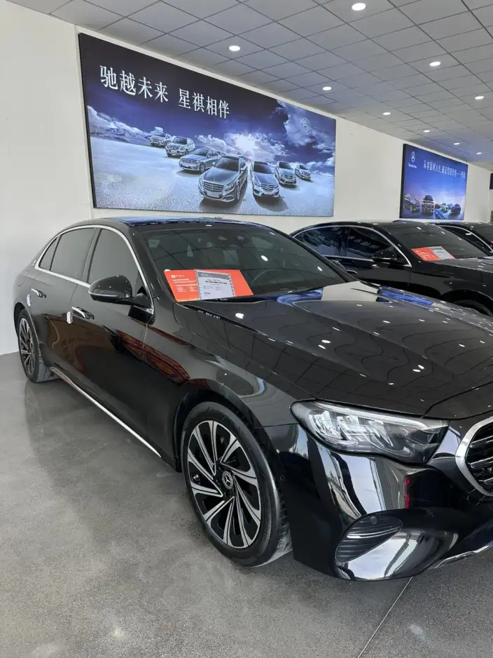 Mercedes-Benz E-Class 2024 Model E 300 L Luxury Model sedan – фото 2