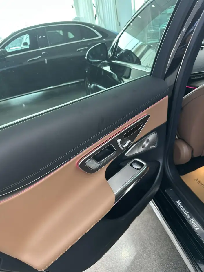 Mercedes-Benz E-Class 2024 Model E 300 L Luxury Model sedan – фото 5