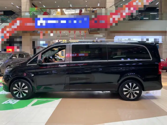 Viano 2023 Model 2.0T Elite Edition 7 seat – фото 4