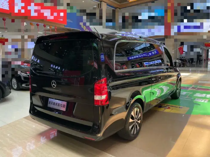 Viano 2023 Model 2.0T Elite Edition 7 seat – фото 7