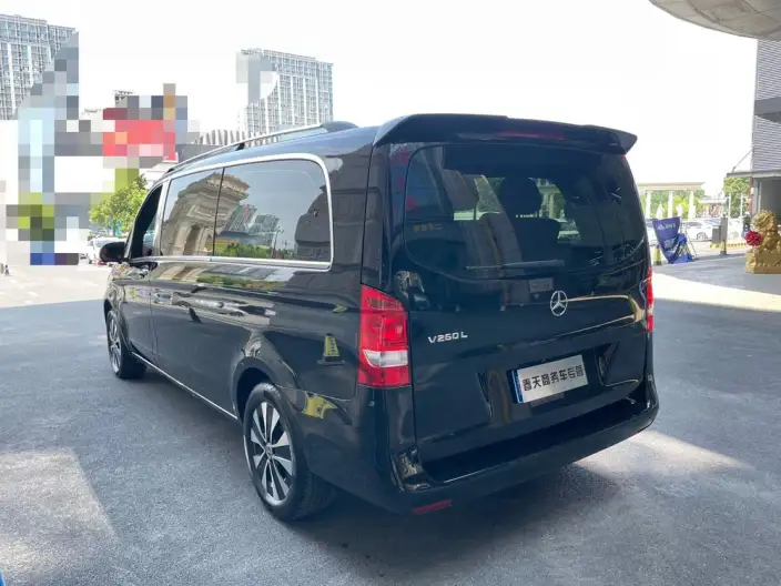 Viano 2023 Model 2.0T Elite Edition 7 seat – фото 10