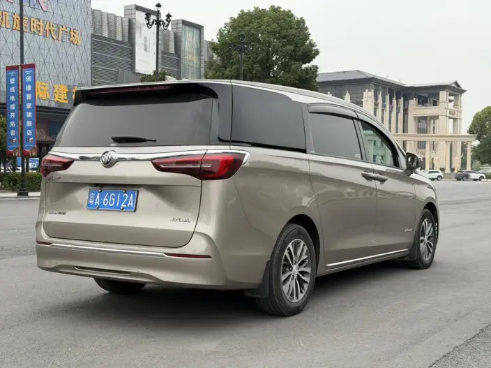 Buick GL8 2023 Model ES Luzun 2.0T Comfort Model