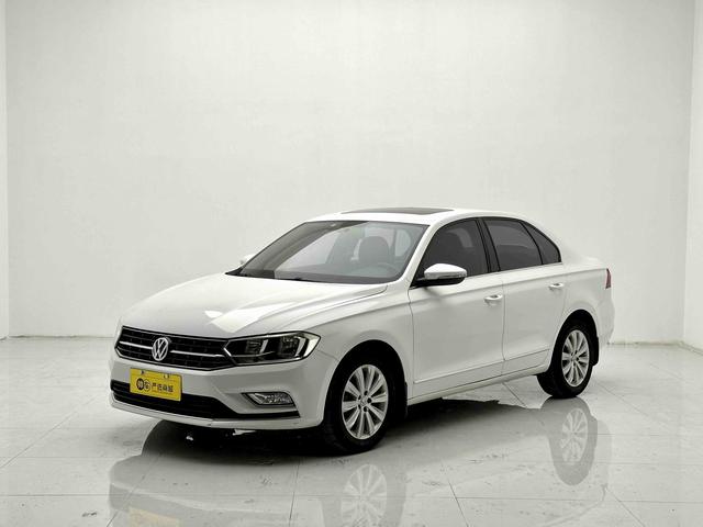 Volkswagen Bora 2016 1.6L Automatic Comfort – фото 1