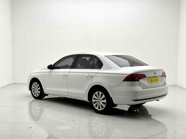 Volkswagen Bora 2016 1.6L Automatic Comfort – фото 5