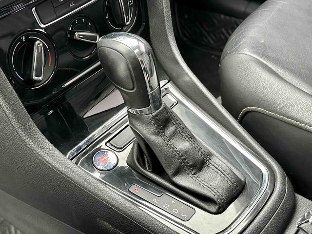 Volkswagen Bora 2016 1.6L Automatic Comfort – фото 7