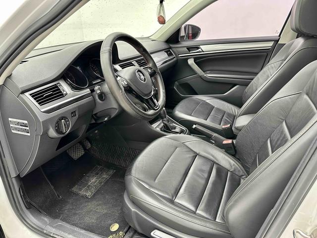 Volkswagen Bora 2016 1.6L Automatic Comfort – фото 20