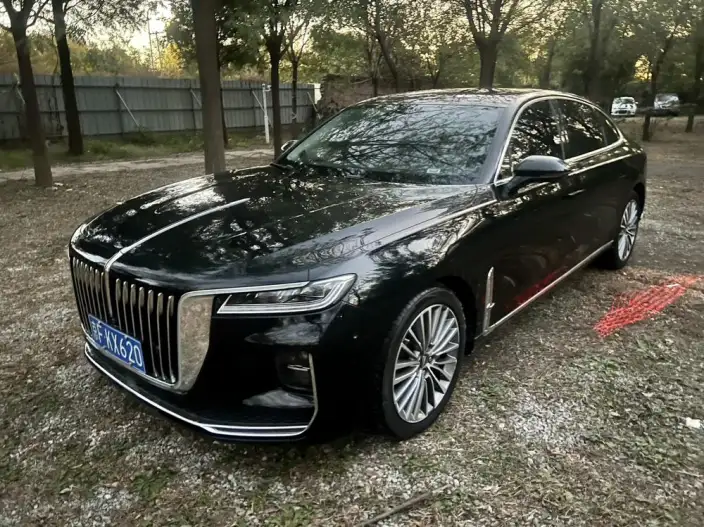 HONGQI H9 2022 Model 2.0T Flag Enjoy Edition