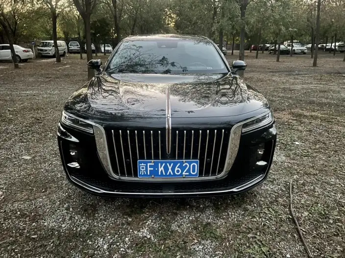 HONGQI H9 2022 Model 2.0T Flag Enjoy Edition