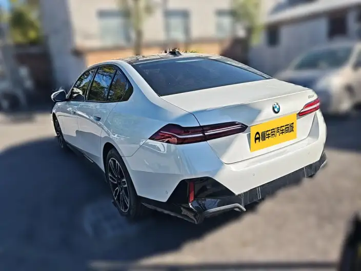 BMW 5 Series Imported 2024 Model 525i M Sports Set – фото 4
