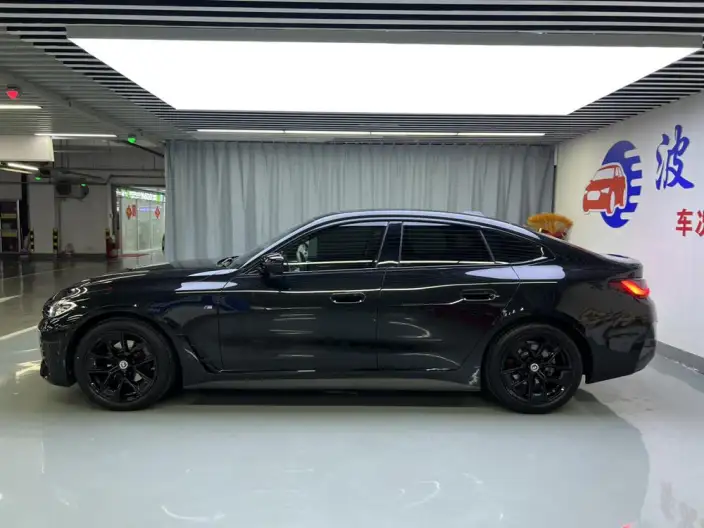 BMW 4 Series 2024 Model 425i Gran Coupe M Sports Set – фото 4