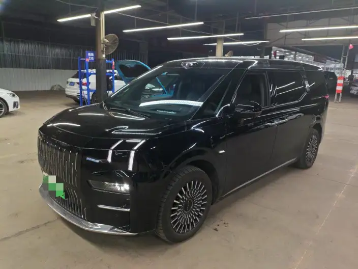 ZEEKR 009 2024 Model VI seat Executive Edition 4WD 140kWh