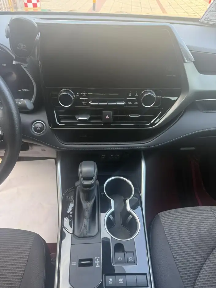 Toyota Highlander 2024 Model Hybrid 2.5L 2WD Elite Edition 5 seat – фото 9