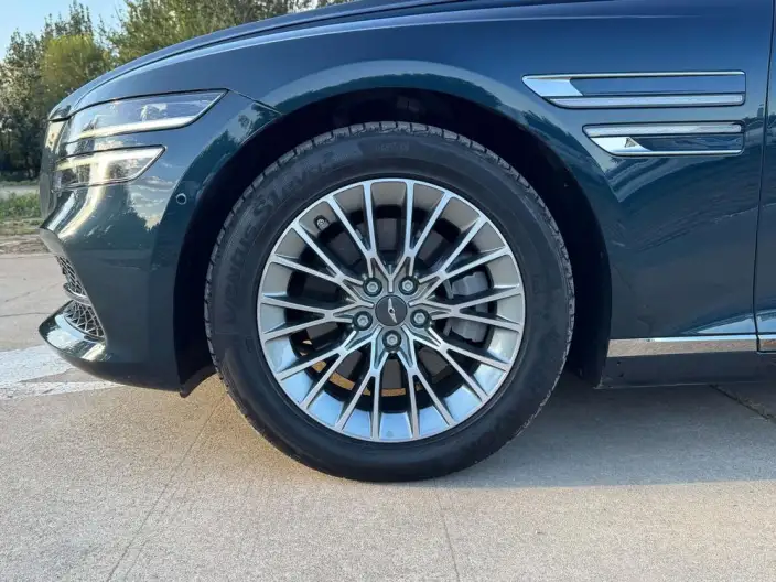 Genesis G80 2023 Model 2.5T 2WD Deluxe Edition – фото 10