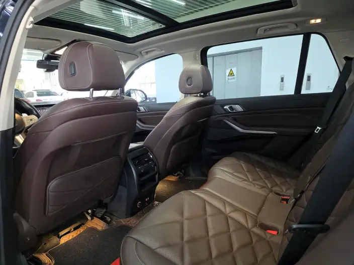 BMW X5 2022 Model xDrive 30Li M Sports Set – фото 9