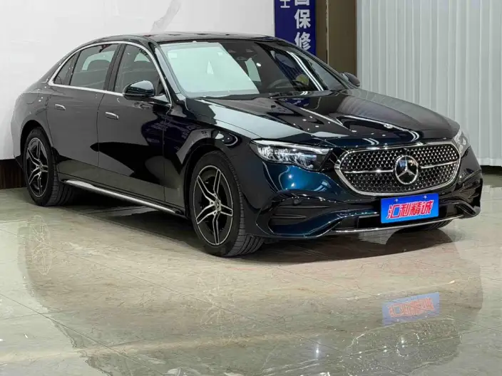 Mercedes-Benz E-Class 2024 Model E 260 L Sports sedan – фото 3
