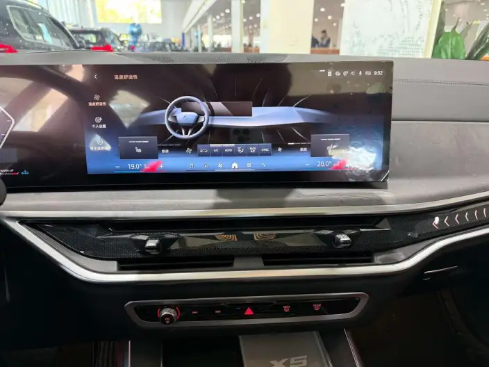 BMW X5 2025 Model xDrive30Li M Sports Night Set – фото 7